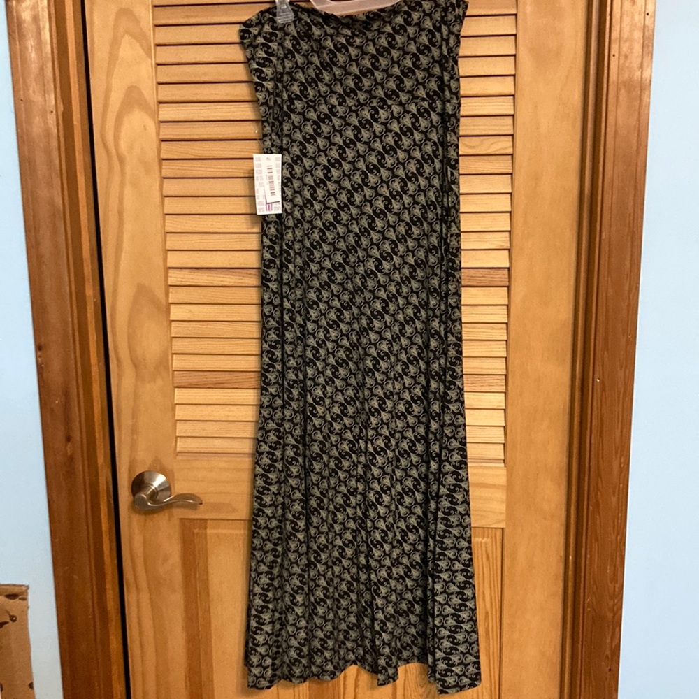 NWT Lularoe maxi Medium